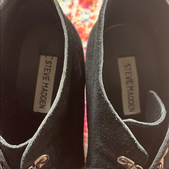 Steve Madden Booties - Picture 2 of 6